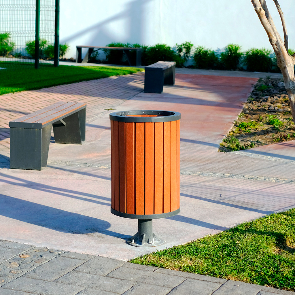 irl-urban-litter-bin-for-public-spaces